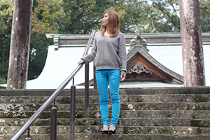 都萬神社